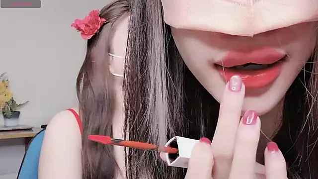 Snapshot of LyLy_Office chatting on 03-22-25, 03:09 LyLy Office online show from 03-22-25, 03:09