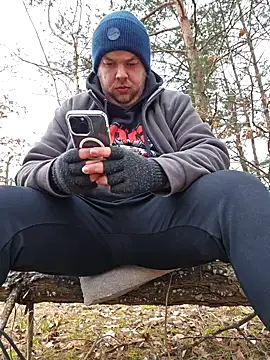 PupW0lfy online show from 02-03-25, 11:42