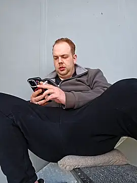 PupW0lfy online show from 03-21-25, 11:12