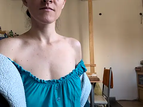 Snapshot of Milky_hairy_mommy chatting on 03-20-25, 06:52 Milky hairy mommy online show from 03-20-25, 06:52