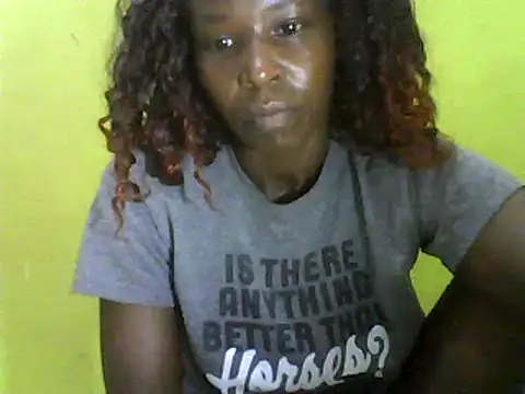 Snapshot of Claris2 chatting on 01-23-25, 09:08 Claris2 online show from 01-23-25, 09:08