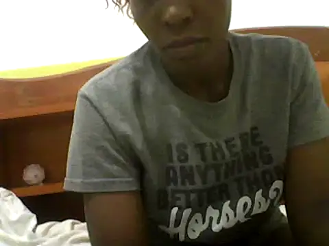 Snapshot of Claris2 chatting on 03-22-25, 01:08 Claris2 online show from 03-22-25, 01:08