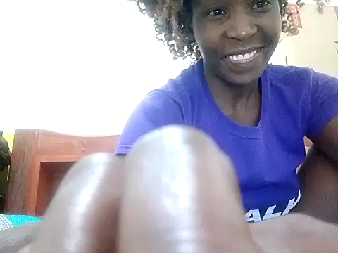 Snapshot of Claris2 chatting on 09-22-25, 07:16 Claris2 online show from 09-22-25, 07:16