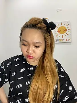 Odette68 online show from 03-12-26, 12:39