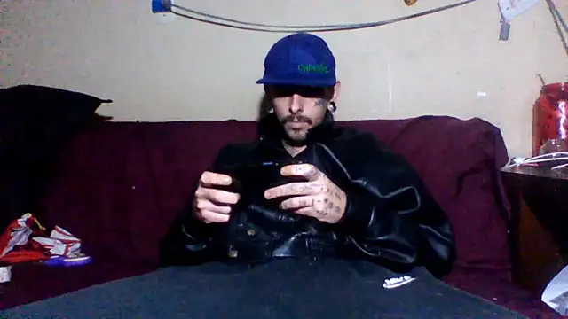 Snapshot of sellvageria chatting on 06-23-26, 08:29 sellvageria online show from 06-23-26, 08:29