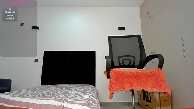 Big booty quuen online show from 02-19-25, 11:38