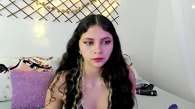 Snapshot of Ivanna_Bruner chatting on 11-14-25, 05:44 Ivanna Bruner online show from 11-14-25, 05:44