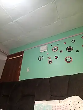 Snapshot of prettysonnie chatting on 02-28-25, 02:31 prettysonnie online show from 02-28-25, 02:31