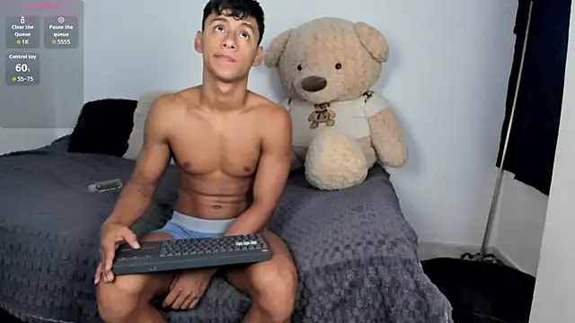 Snapshot of LittleParker chatting on 06-16-26, 12:41 LittleParker online show from 06-16-26, 12:41