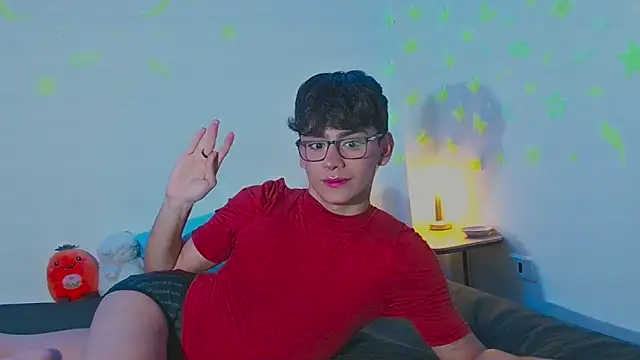 Snapshot of arnold_laurent_ chatting on 12-05-24, 08:11 arnold laurent online show from 12-05-24, 08:11