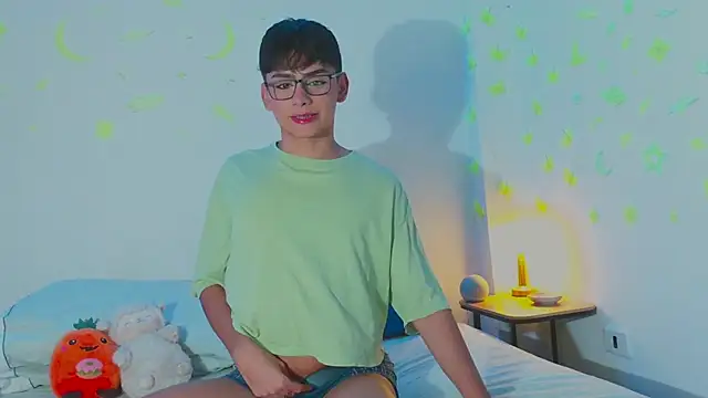 Snapshot of arnold_laurent_ chatting on 02-09-25, 08:56 arnold laurent online show from 02-09-25, 08:56