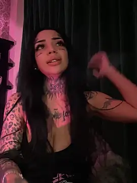 CreamyInkky  online show from 12-03-24, 11:44