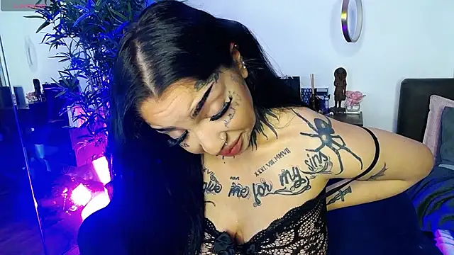 CreamyInkky  online show from 03-22-26, 09:13