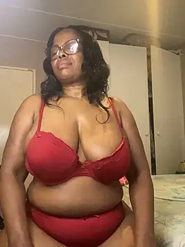 Nomthie online show from 11-29-25, 04:32