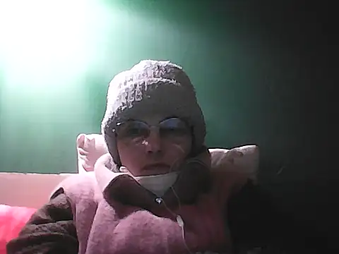 Musical  fantasy online show from 02-10-26, 06:56