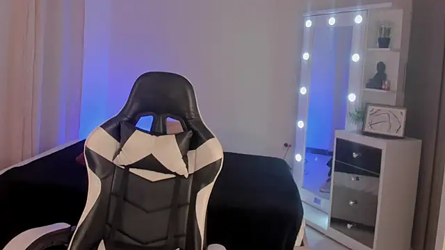 SavannahWildee online show from 01-29-25, 02:21