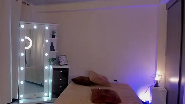 SavannahWildee online show from 03-14-25, 12:10