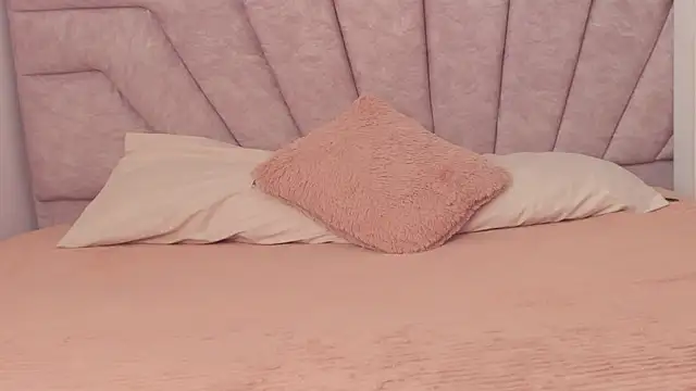 SavannahWildee online show from 02-23-26, 01:08