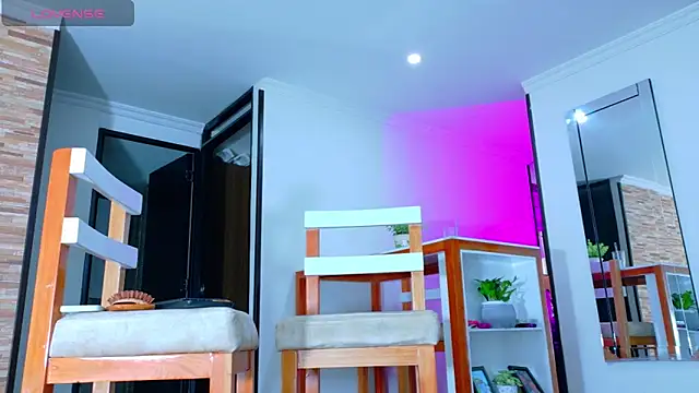 Snapshot of alya_lovecraft02 chatting on 10-29-25, 03:47 alya lovecraft02 online show from 10-29-25, 03:47