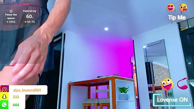 Snapshot of alya_lovecraft02 chatting on 11-10-25, 03:00 alya lovecraft02 online show from 11-10-25, 03:00