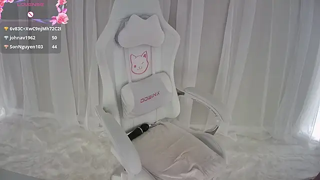 Snapshot of PorchaPlay chatting on 03-07-25, 06:02 PorchaPlay online show from 03-07-25, 06:02