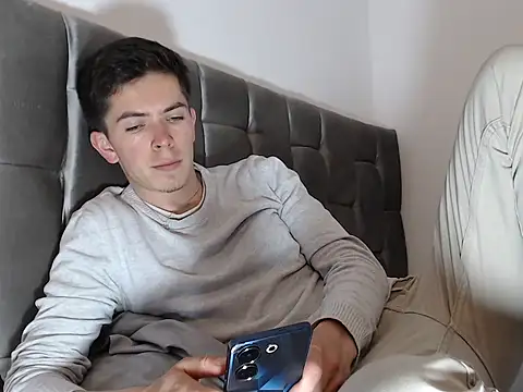 Snapshot of Eliantg chatting on 09-18-25, 11:29 Eliantg online show from 09-18-25, 11:29