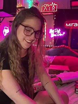 mirannacult online show from 12-25-24, 02:57