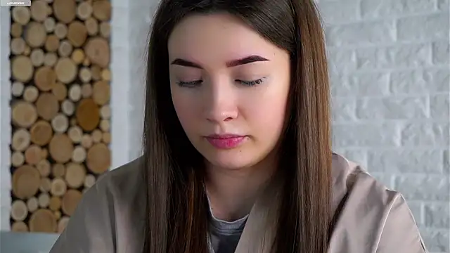 LowOncoming online show from 02-07-26, 02:04