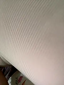 Snapshot of mohra30 chatting on 11-04-25, 06:34 mohra30 online show from 11-04-25, 06:34