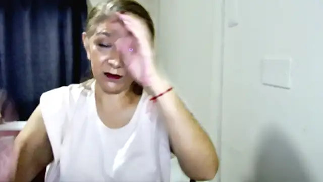 Snapshot of sarethdeivy_ chatting on 06-23-26, 10:41 sarethdeivy online show from 06-23-26, 10:41