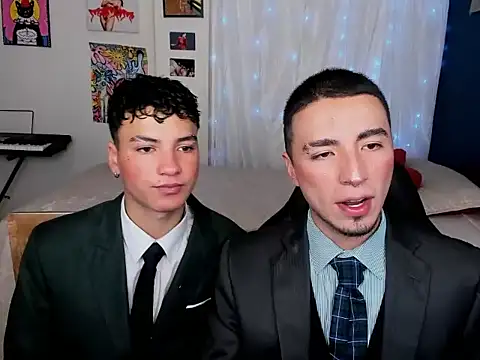 Snapshot of sweet_boys_xx chatting on 03-05-25, 08:54 sweet boys xx online show from 03-05-25, 08:54