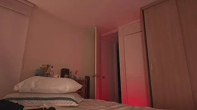 juanasnz99 online show from 04-11-26, 07:45