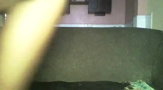 Snapshot of Sexxy_bre chatting on 12-31-24, 06:27 Sexxy bre online show from 12-31-24, 06:27