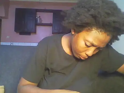 Snapshot of Sexxy_bre chatting on 01-23-25, 06:45 Sexxy bre online show from 01-23-25, 06:45