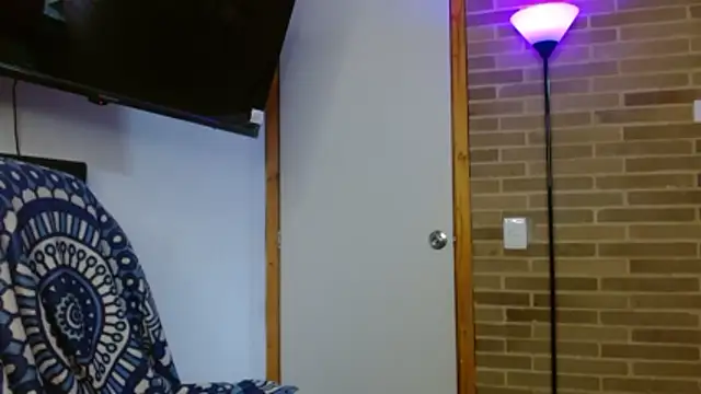 Snapshot of helenacyruss chatting on 11-24-25, 07:35 helenacyruss online show from 11-24-25, 07:35