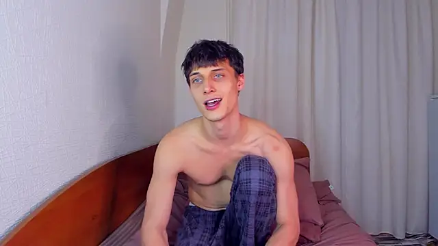 Kent Ross online show from 10-14-25, 04:41