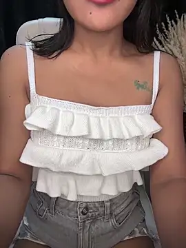 LeisyXO online show from 01-03-25, 06:46