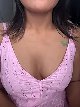 LeisyXO online show from 01-12-25, 06:59