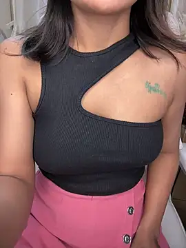 LeisyXO online show from 01-22-25, 09:43