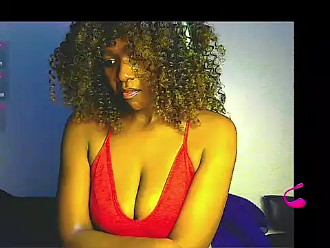 Snapshot of lilylovexx chatting on 06-02-26, 03:41 lilylovexx online show from 06-02-26, 03:41