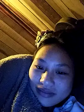 Snapshot of trieungoclnt chatting on 12-18-24, 04:06 trieungoclnt online show from 12-18-24, 04:06