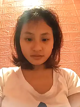 Snapshot of trieungoclnt chatting on 01-27-25, 04:33 trieungoclnt online show from 01-27-25, 04:33