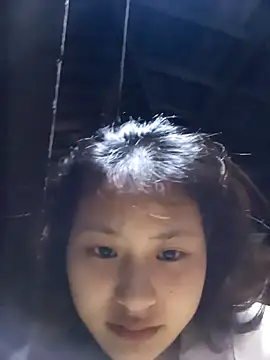 Snapshot of trieungoclnt chatting on 03-17-25, 04:54 trieungoclnt online show from 03-17-25, 04:54