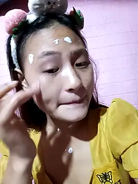 Snapshot of trieungoclnt chatting on 09-11-25, 03:23 trieungoclnt online show from 09-11-25, 03:23