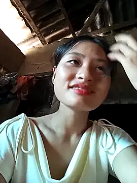 Snapshot of trieungoclnt chatting on 09-17-25, 08:16 trieungoclnt online show from 09-17-25, 08:16