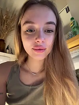 enjoy my beauty online show from 03-12-26, 06:30