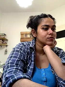 Curvydesifromgermany online show from 09-24-25, 07:55