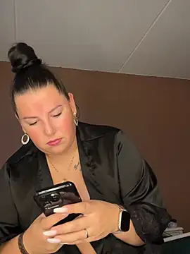 Snapshot of xlinastarrx chatting on 04-15-26, 05:47 xlinastarrx online show from 04-15-26, 05:47