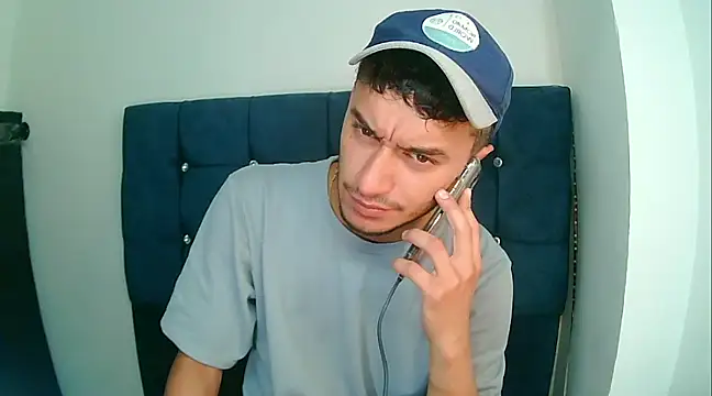 Snapshot of Kevin_Torres chatting on 01-13-25, 02:21 Kevin Torres online show from 01-13-25, 02:21