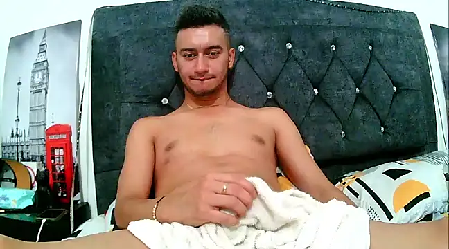 Snapshot of Kevin_Torres chatting on 03-16-25, 10:42 Kevin Torres online show from 03-16-25, 10:42